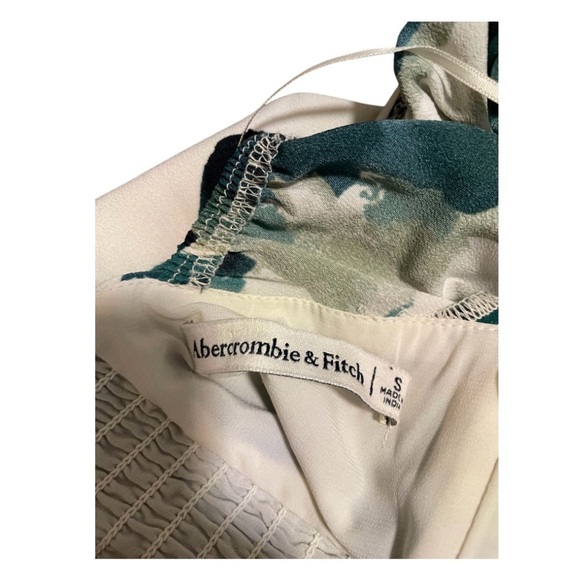 Abercrombie & Fitch Warm Green and Cream Tones Bodycon Dress with Puff Sleeves - Picture 7 of 10